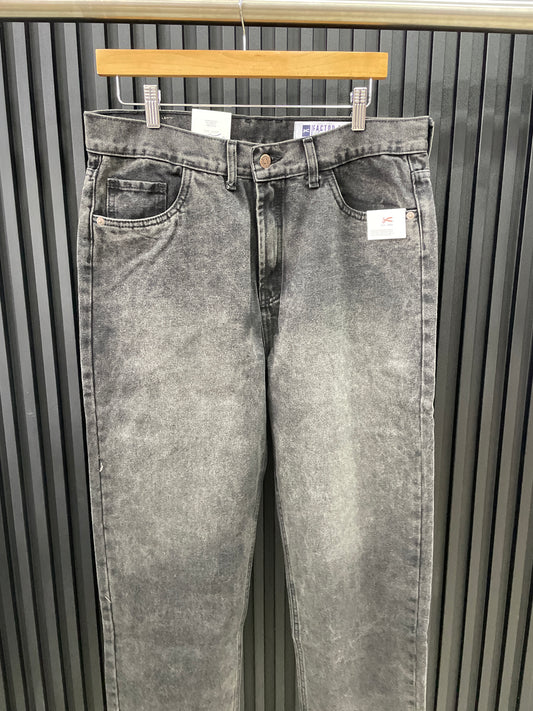 JEANS RECTO FD GRIS