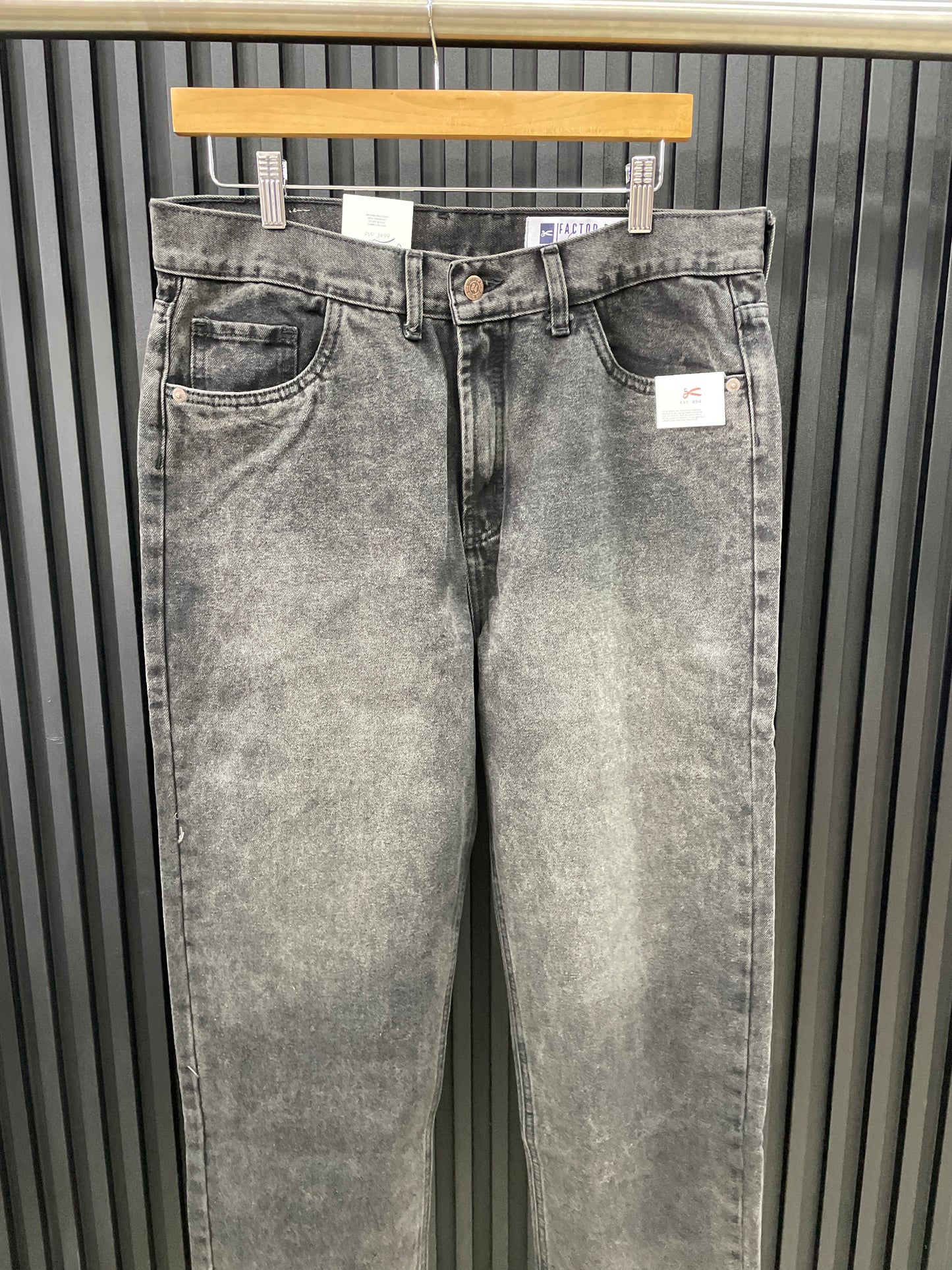 JEANS RECTO FD GRIS