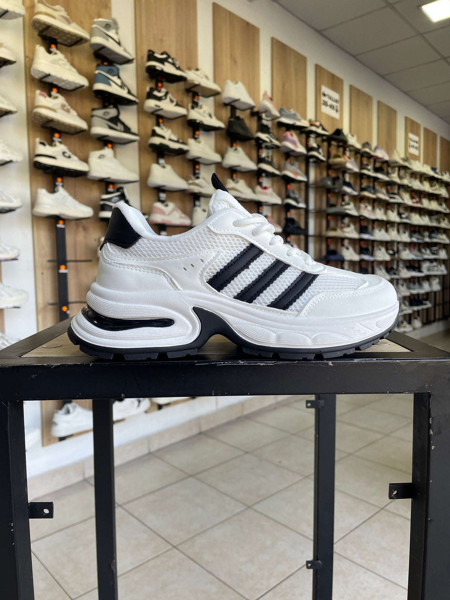 ZAPATILLA TRI NEGRO
