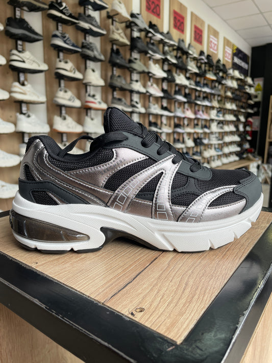 SKECHERS ST NEGRO