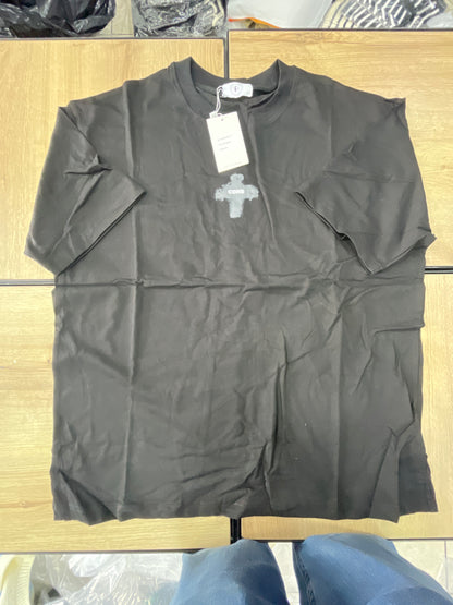 CAMISETA CON NEGRO