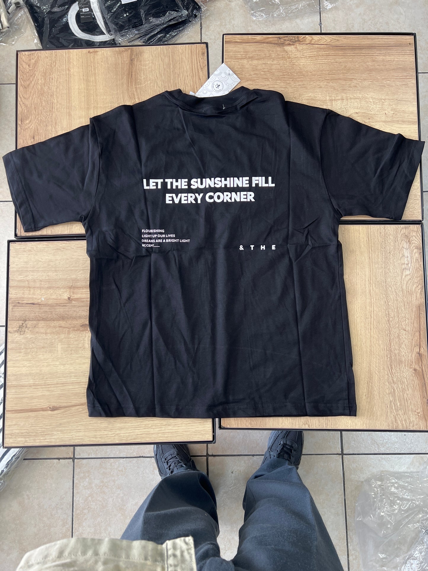 CAMISETA LTS NEGRA