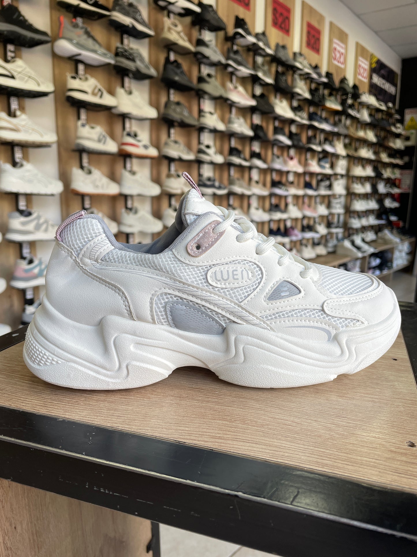 ZAPATILLA LU GRIS