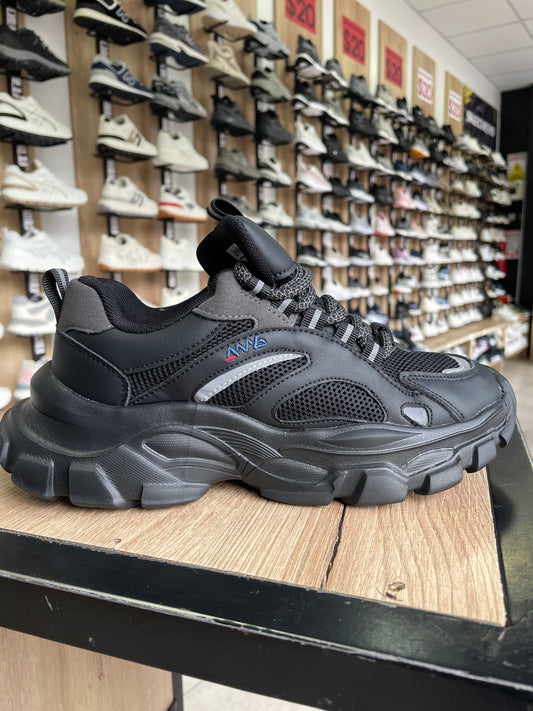 SNEAKER AMG NEGRO